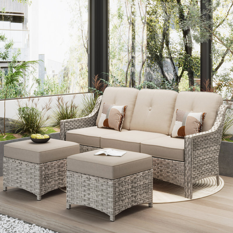 Canapé d'extérieur avec coussins de 72,05 po de largeur Shannyn, Beige