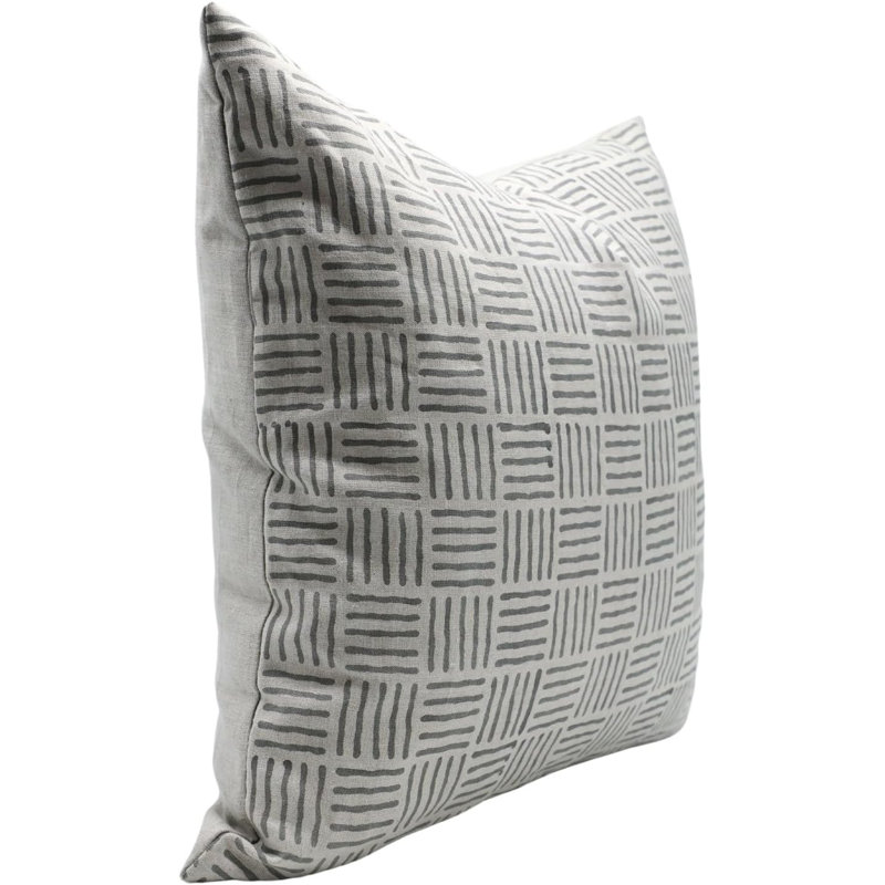 Coussin décoratif fabriqué à la main Fabividine, H 26 po x l 26 po