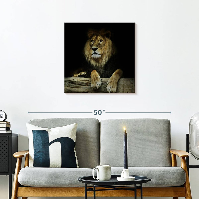 Brampt Imperious Lion, 24" H x 24" W