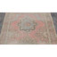Tapis de couloir unique en laine noué à la main des années 1960 de 4 pi 7 po x 12 pi 1 po en rouge / brun / noir