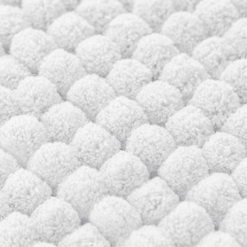 Tapis pour salle de bain Azriah Luxury Chenille, L 24 po x L 60 po, Blanc