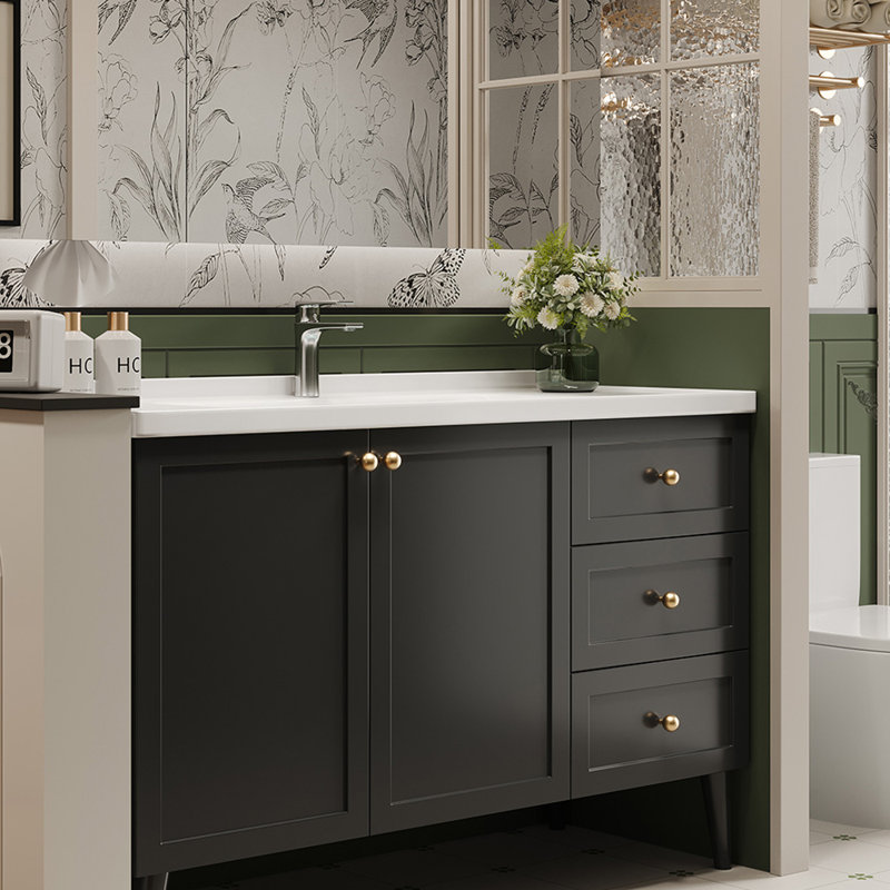 Meuble-lavabo noir de style rétro français