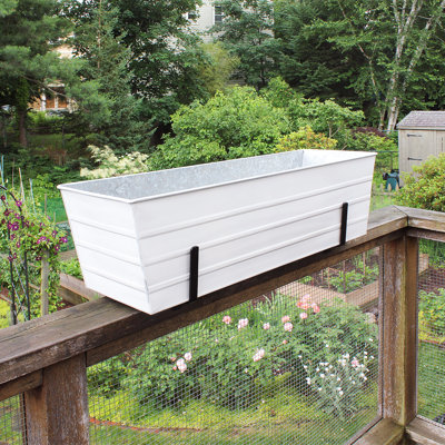 Ocossio Metal Railing Planter