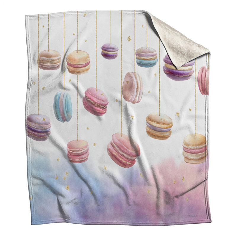 Macarons suspendus avec couvertures étoiles, L 50 po x H 60 po
