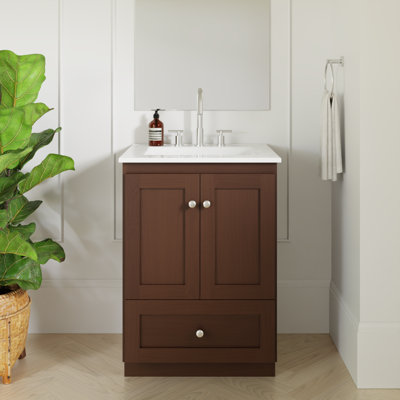 Meuble-lavabo l 25 po x P 22 po x H 35 po Shaker en aulne foncé avec comptoir en céramique blanc