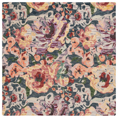 Kathalina Hand Tufted Wool/Cotton Floral Rug in Blue/Purple