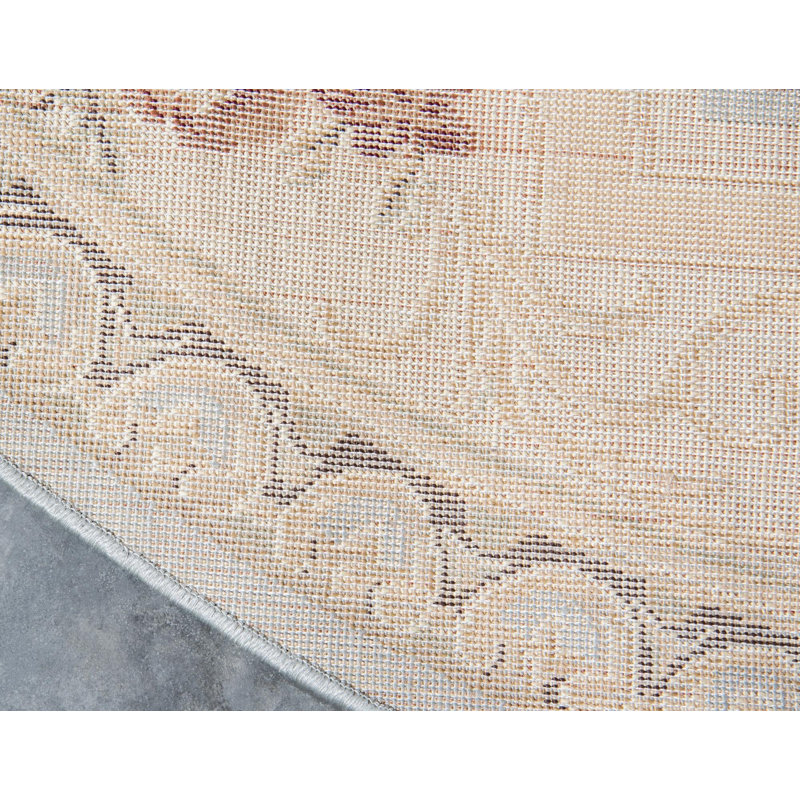 Rabito Oriental Indoor Rug, Round 7'1"
