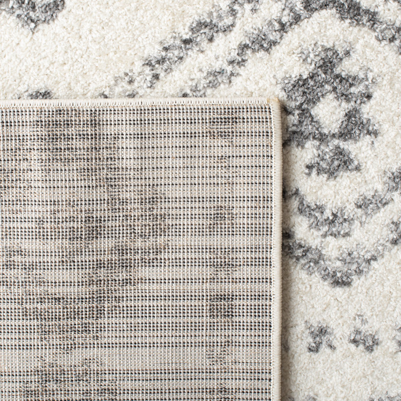 Oneridge Geometric Area Rug, Rectangle 201 x 262 cm