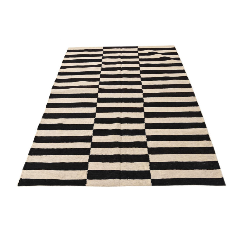 Tapis noir et blanc Orta