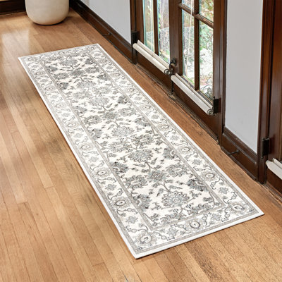 Majestic Gurtrude Ivory/Gray Traditional Oriental Floral Border Area Rug