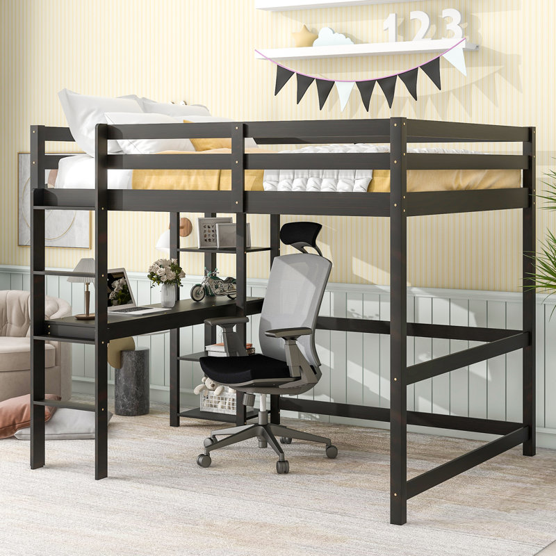 Lit mezzanine avec bureau et tablettes