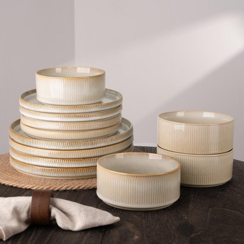 Stoneware Dinnerware Set 18 Piece - Service for 6, Cappuccino White