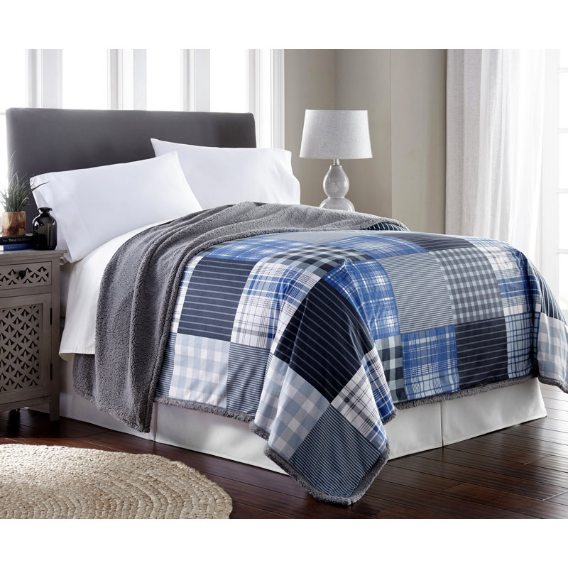 Couverture en sherpa Micro Flannel MD, Carreaux, Simple (l 66 po x L 90 po)