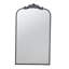 Miroir de conception classique avec cadre d'inspiration baroque pour la salle de bain, console de vestibule posée contre le mur-115297111-115297112