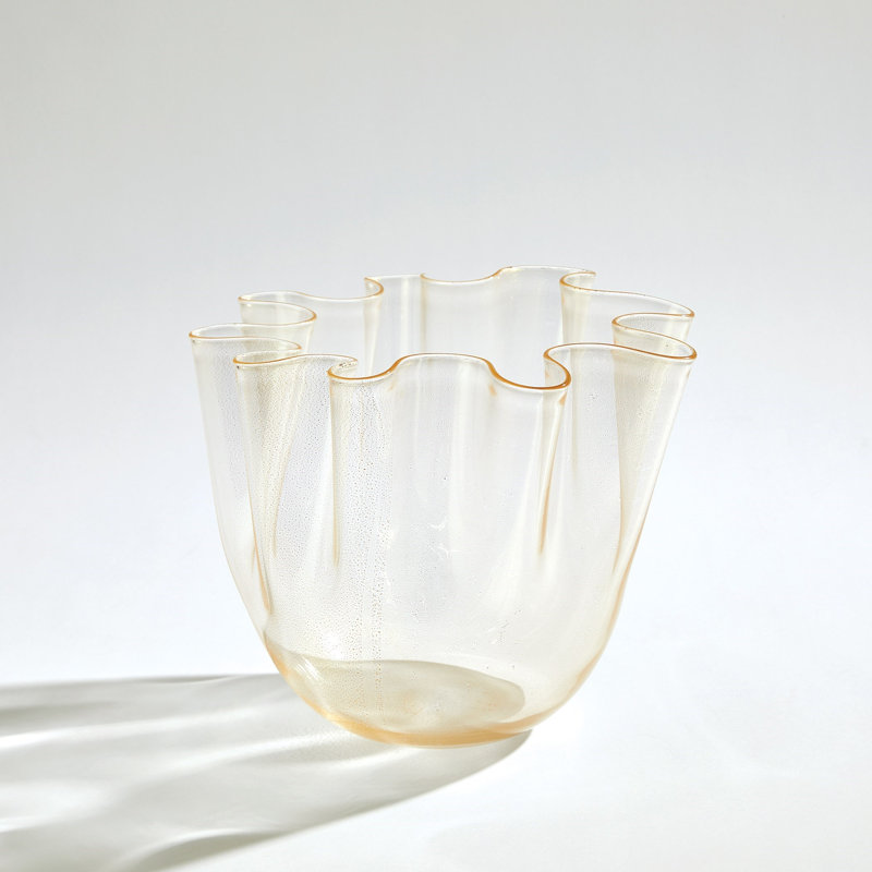 Vase de table en mouchoir, H 10,25 po x l 11,75 po x P 11,75 po, Or
