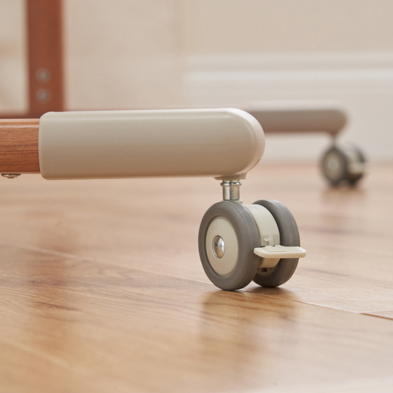 ZiZee Essential Crib, Natural