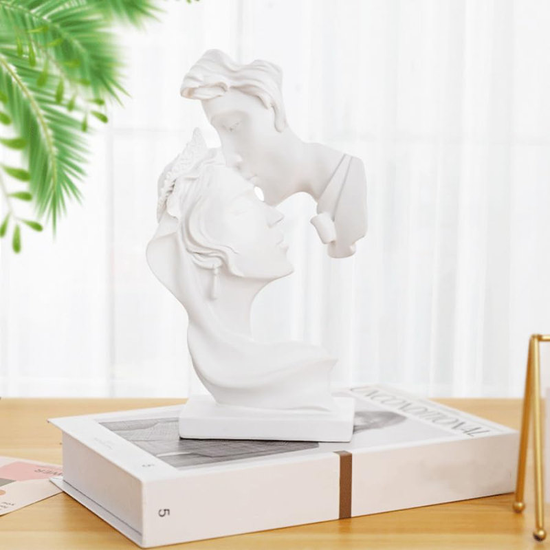 Elodi Statue, White