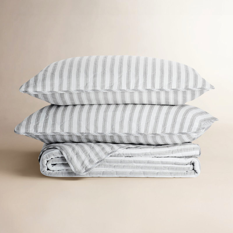 Farmhouse / Country Cotton Standard Striped Quilt, Full/Queen Quilt + 2 Standard Shams