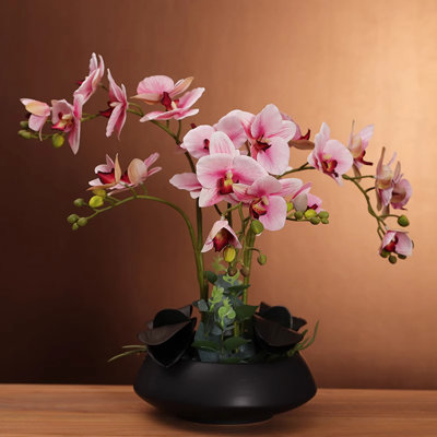 Décoration de fleurs simulées et de fausses fleurs