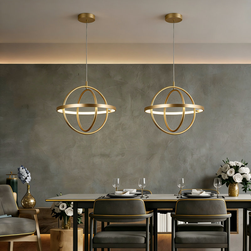Chrispen Chandelier, Gold
