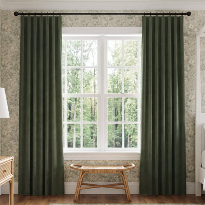 Westcliffe Velvet Curtain in Basil