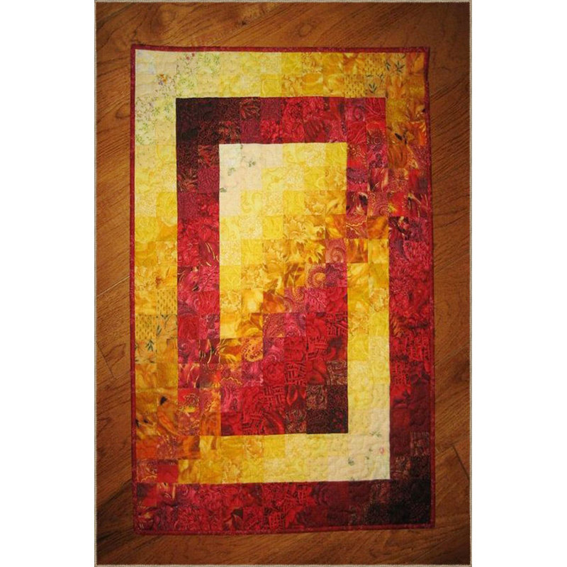 Tapis décoratif orange lavable à base tissée rectangulaire, Sous-tapis carré 3 pi 3 po inclus