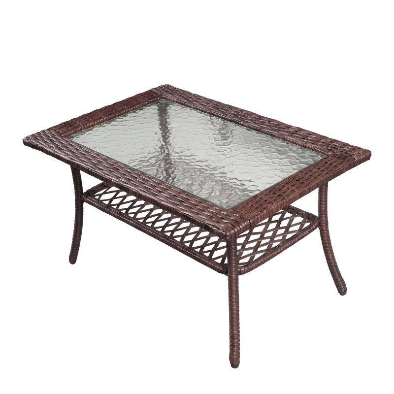 Table basse d'extérieur en osier