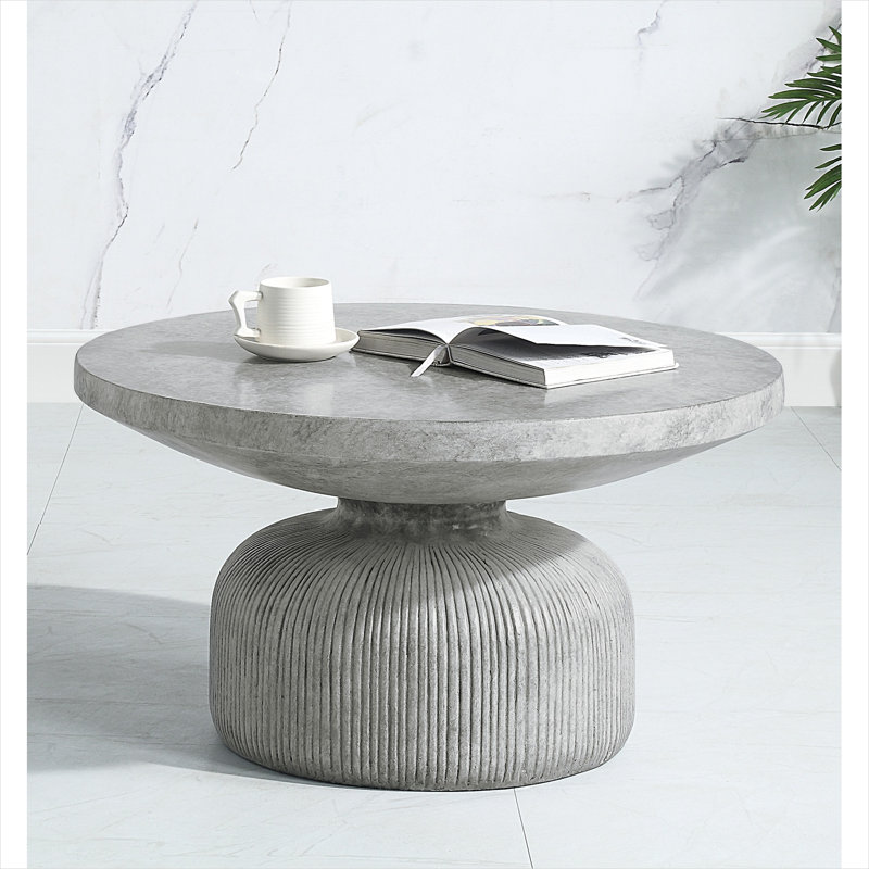 Table basse carrée avec fabrication en béton de fibres gris neutre, taille compacte de 30 pouces et design minimaliste