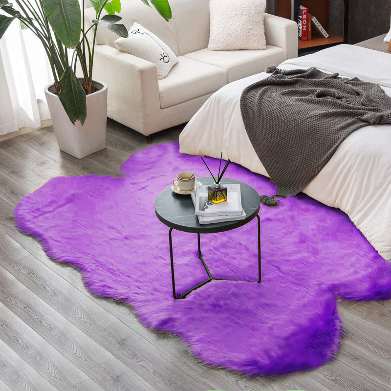 Madelayne Faux Fur Indoor Rug,  4' x 6'