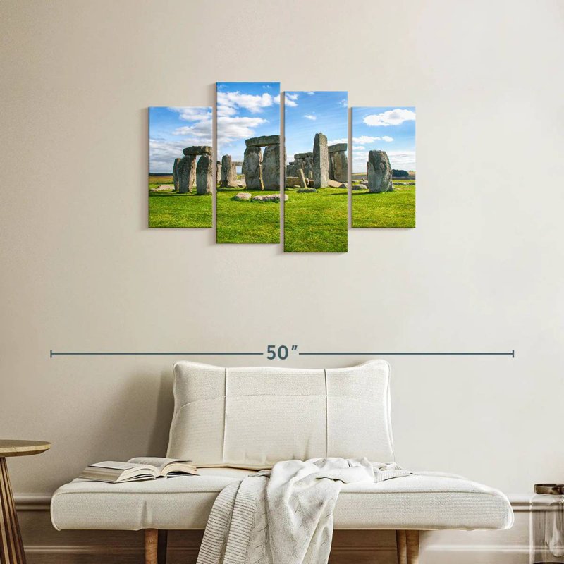 Nicci Stonehenge en Angleterre, H 22 po x l 36 po