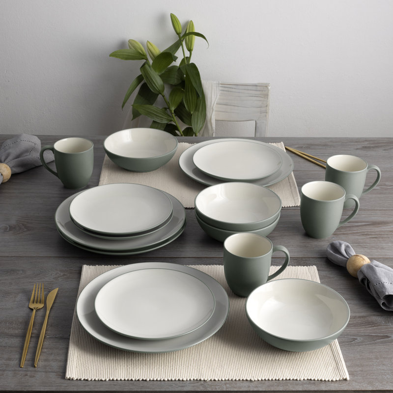 Noritake Colorwave 16-Piece Coupe Dinnerware Set, Service for 4, Green