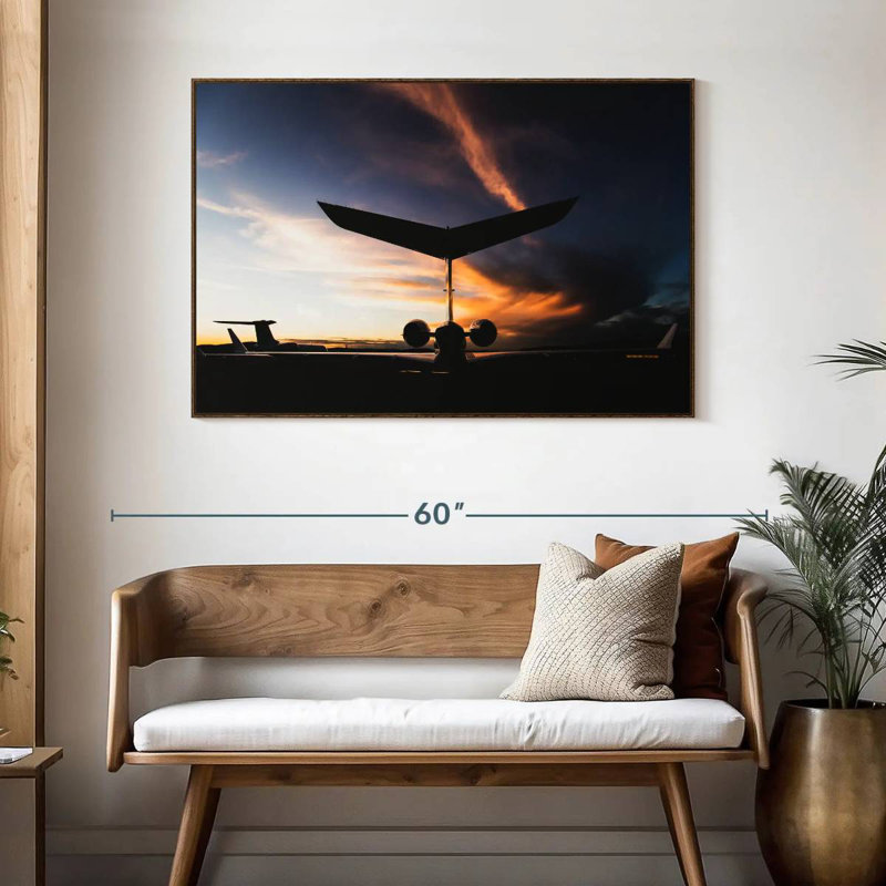 Silhouette d'un jet privé, 46 po x 31 po, Cadre flottant noyer
