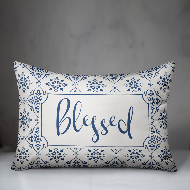 Housse de coussin rectangulaire extérieure et insert Blessed Medallion, Bleu
