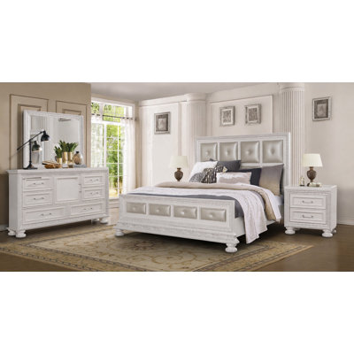 Penta Carved Wood 4-piece Bedroom Set, King