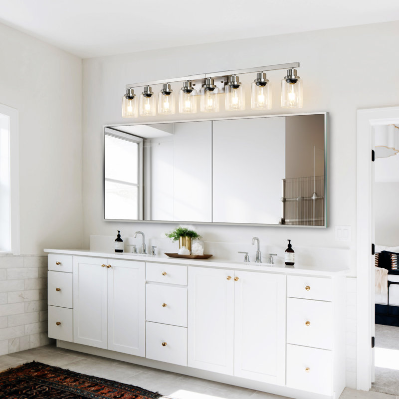 Éclairage pour salle de bain 8 lumières 51 "avec abat-jour en verre transparent 51", Nickel brossé
