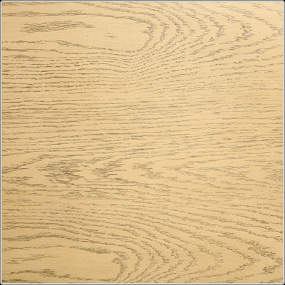 Table d'appoint carrée avec tablette en chêne beige, idéale pour ajouter une touche d'élégance et de rangement à votre espace de vie.