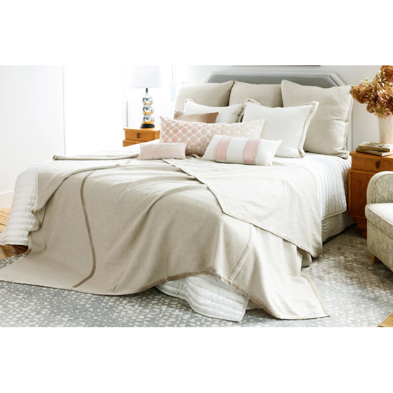 Chunky Velvet Chunky Weave Coverlet, King Quilt + 3 Euro Shams, Biscotti