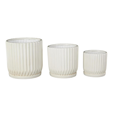3 Piece Ceramic Ribbed Planter With Attached Saucer Set