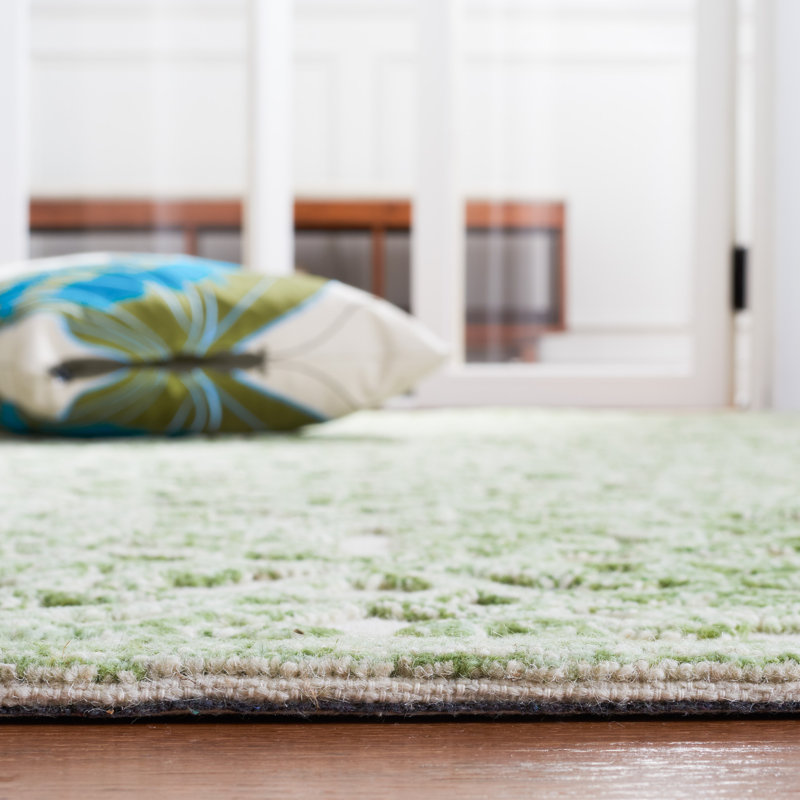 Trella Hand Tufted Wool And Cotton With Latex Floral Rug, Rectangle 5' x 8'