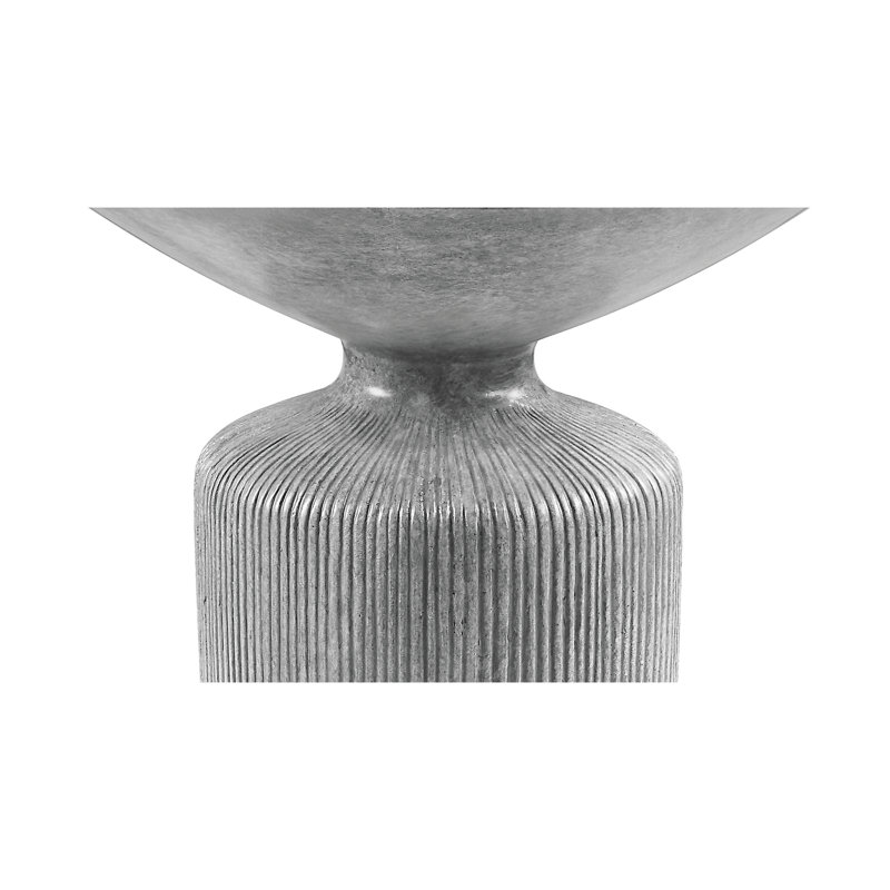 Table de ciment grise patinée avec base piédestal pour rassemblement