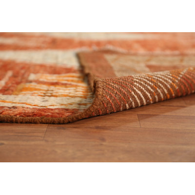 Tapis oriental orange à motif géométrique orange 6 x 9
