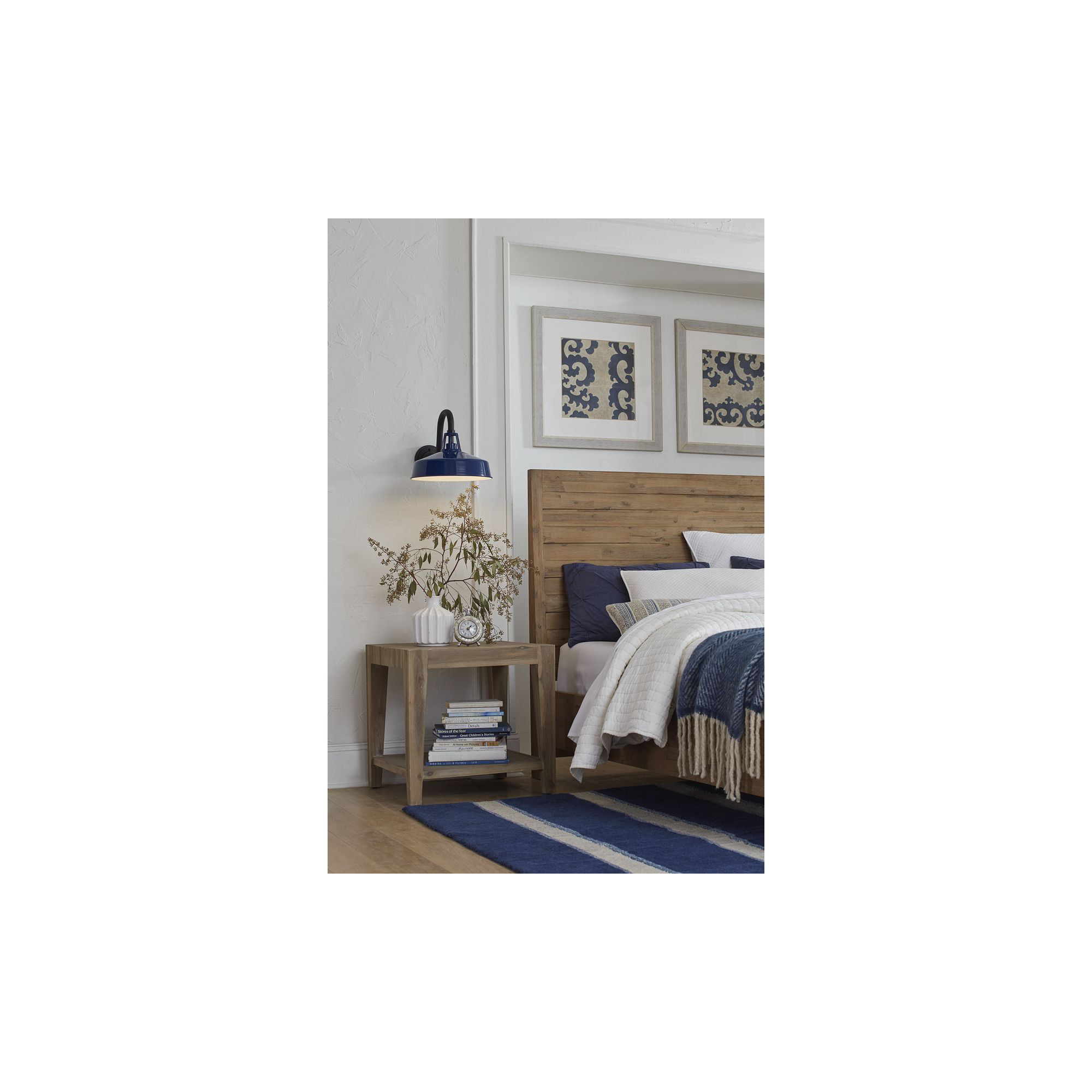 Ciana Single Light Bell Outdoor Wall Light, Navy