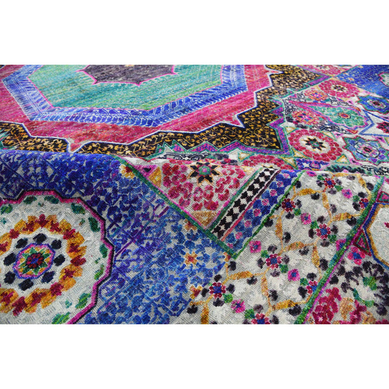 Hand Woven Silk and Wool Oriental Area Rug, Rectangle 9' x 12'
