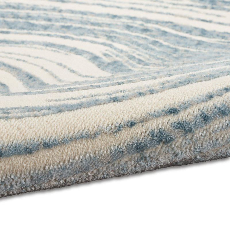 Area Rug in Blue/Ivory, Rectangle 5'3" x 7'3"