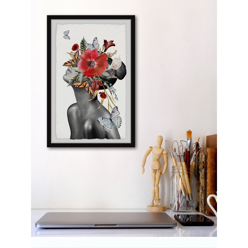 «Butterfly Bloom Sight», reproduction encadrée, H 45 po x l 30 po x P 1,5 po