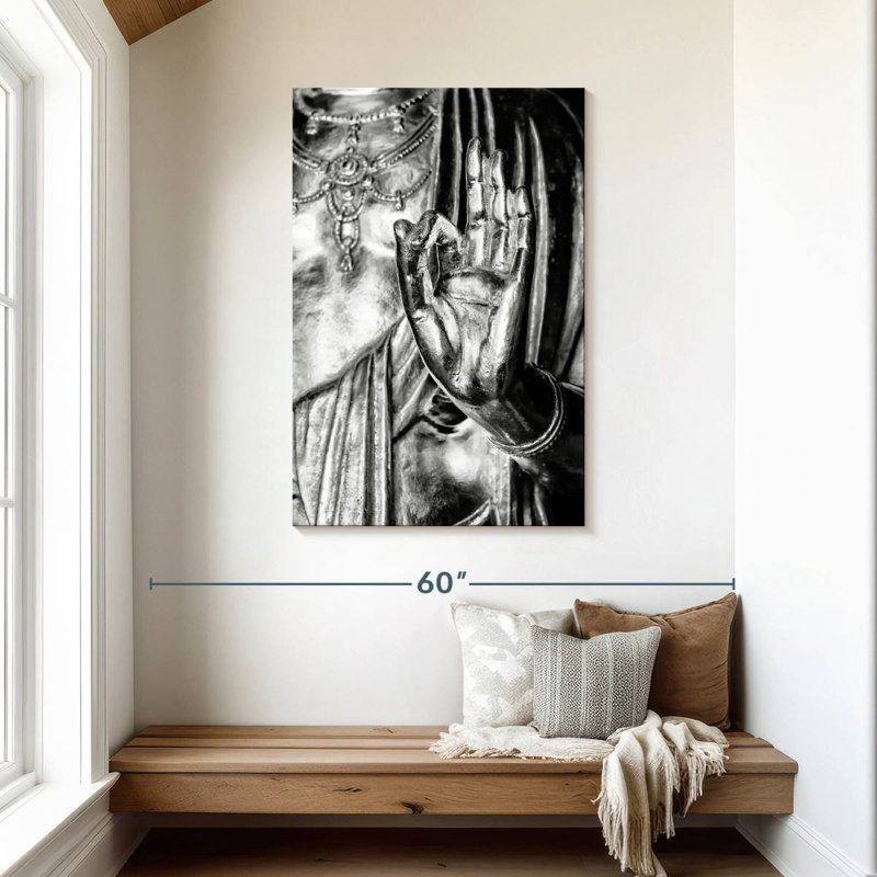 Main de Bouddha doré japonais, 45" H x 30" W