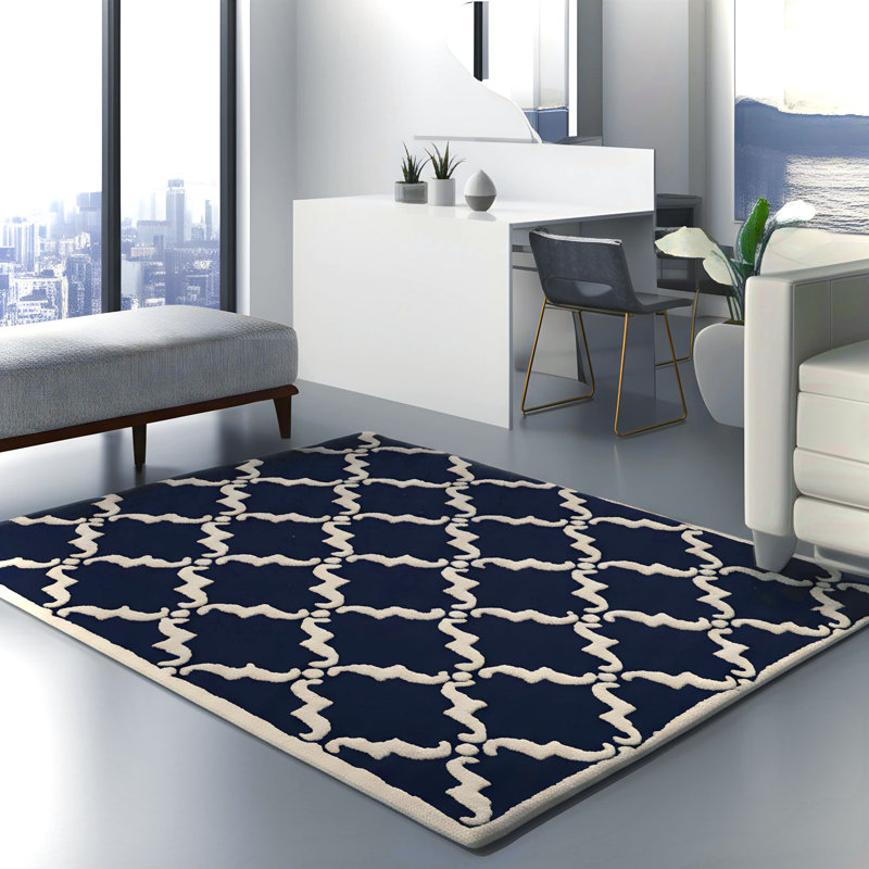 Tapis bleu marine et ivoire Acworth, 7 pi x 10 po