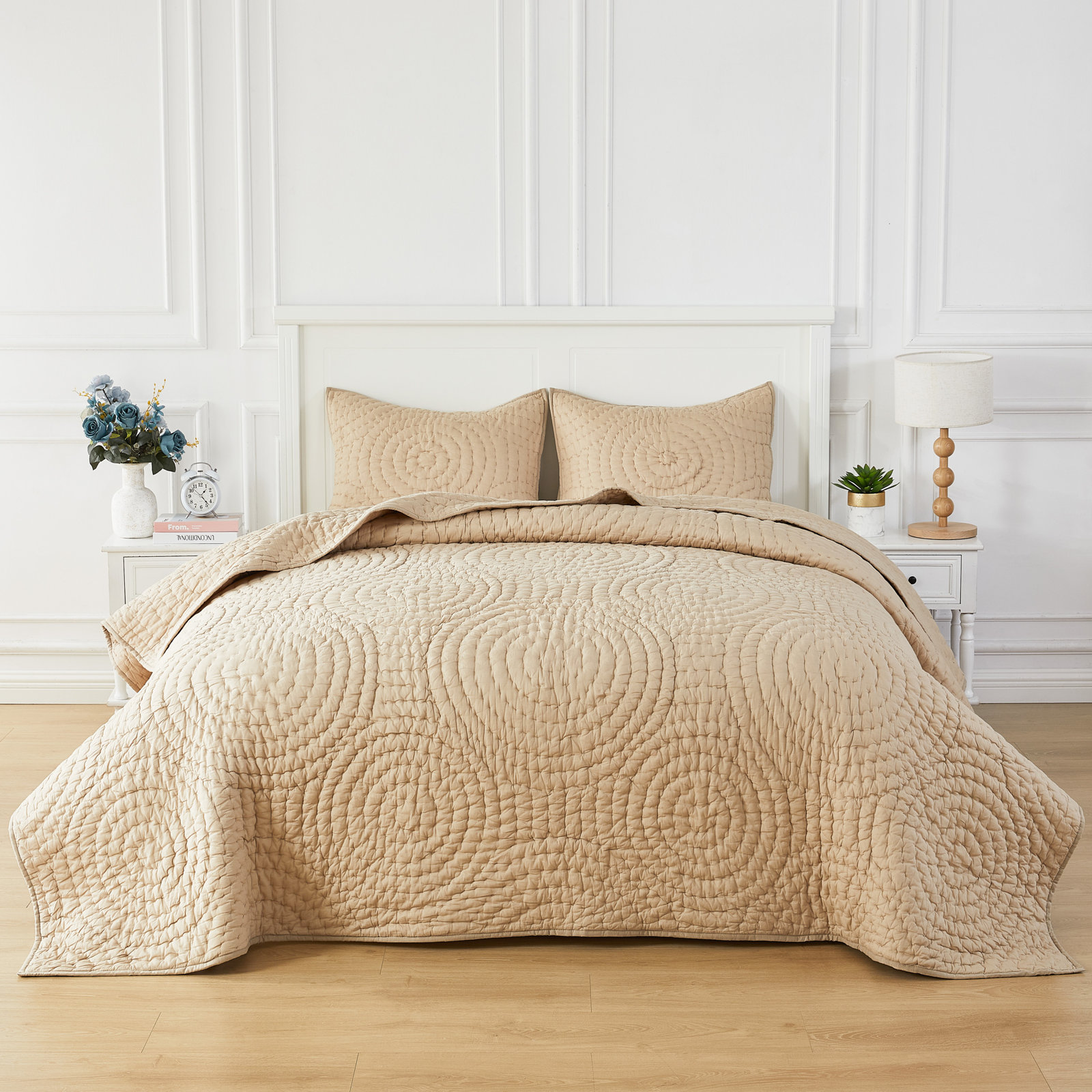Cotton Circle Hand Stitch Voile Quilt Set, Taupe Geometric, Queen Quilt + 2 Standard Shams