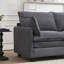 Canapé en velours à assise profonde de style contemporain, parfait pour la vie moderne et la détente.-184188372