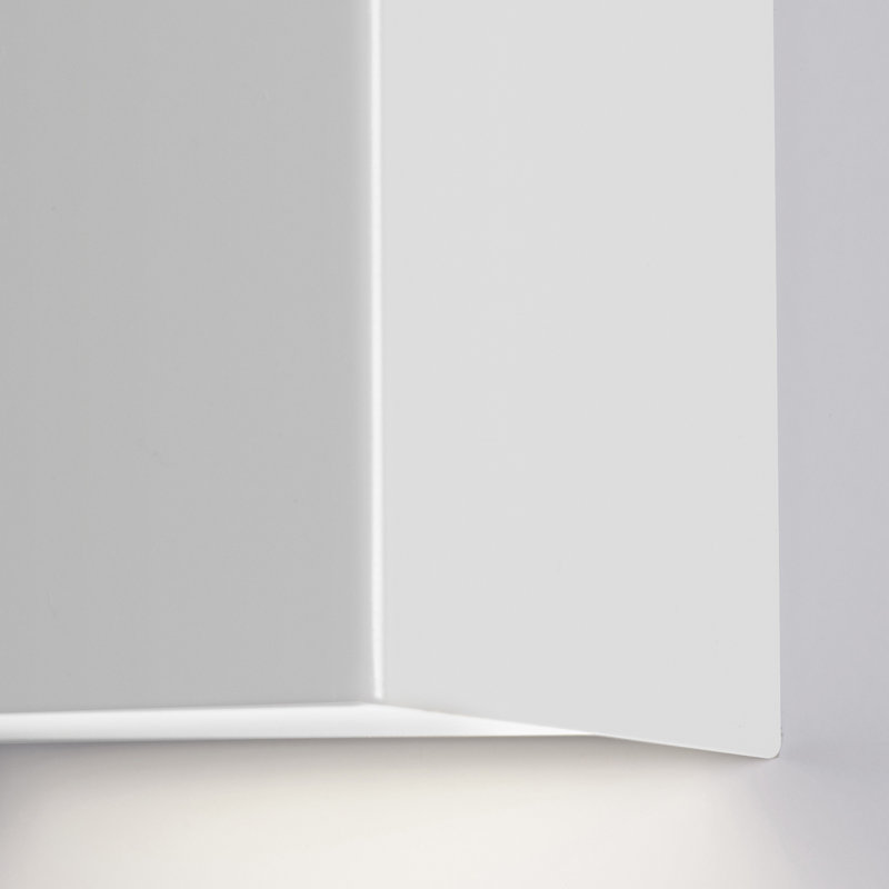 Novelty Lamp, White, 30cm H x 9cm W x 12cm D